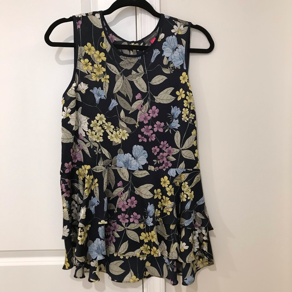 Floral Top - Picture 2 of 3